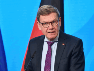 niezależny dziennik polityczny