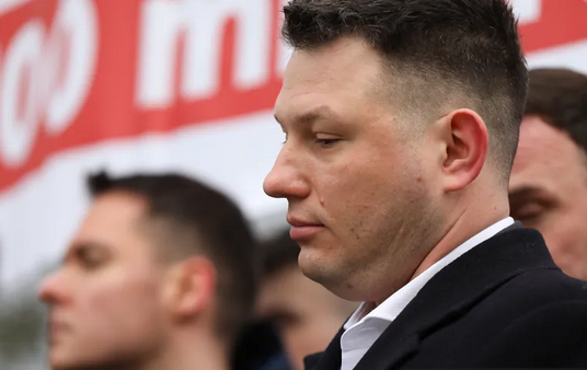 niezależny dziennik polityczny