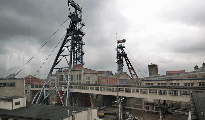 niezależny dziennik polityczny