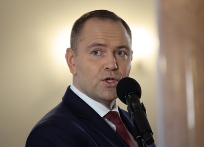 niezależny dziennik polityczny