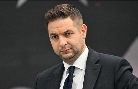 niezależny dziennik polityczny