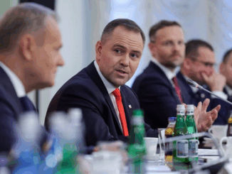 niezależny dziennik polityczny