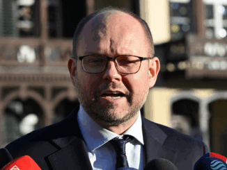 niezależny dziennik polityczny