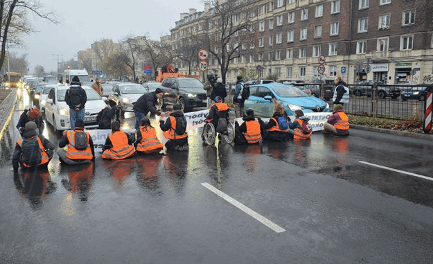 niezależny dziennik polityczny