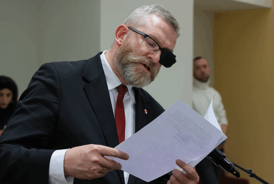 niezależny dziennik polityczny