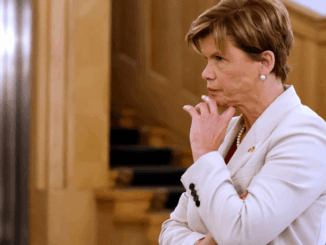 niezależny dziennik polityczny