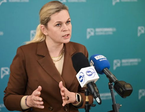 niezależny dziennik polityczny