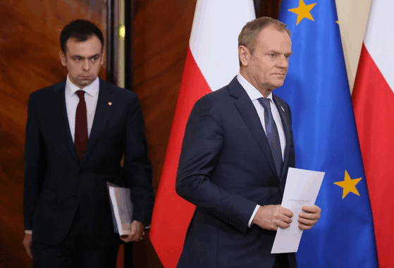 niezależny dziennik polityczny