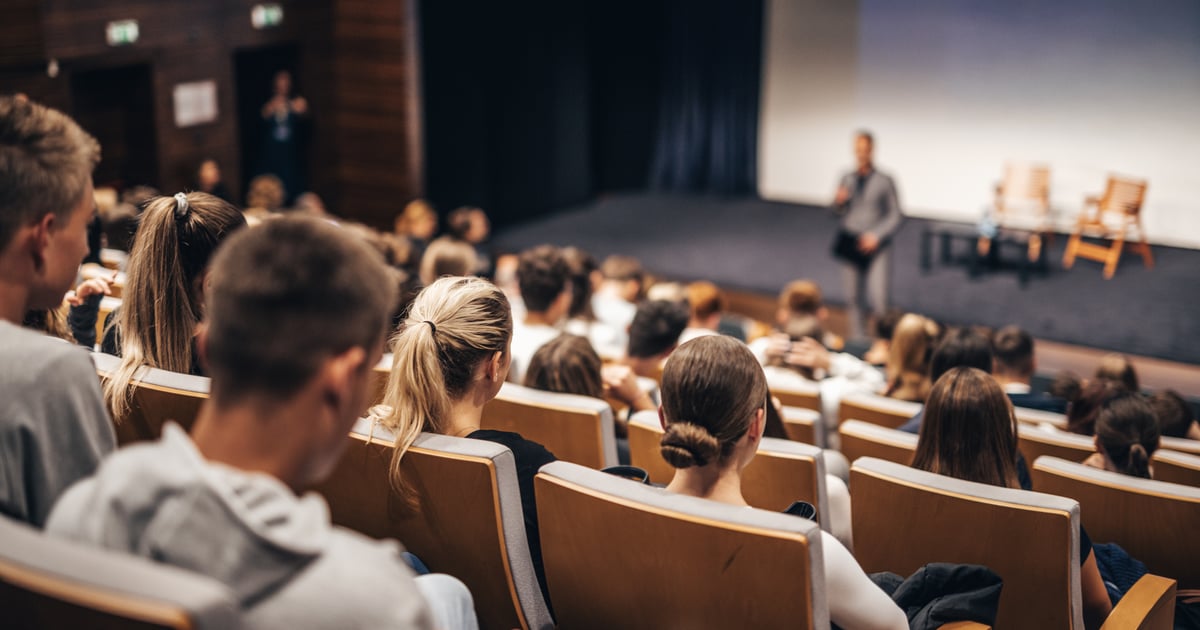 Kontrowersje wokół zaproszenia braci Rodzeń na uczelnię państwową