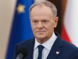 Donald Tusk świętuje urodziny: osobiste refleksje i polityczne zawirowania