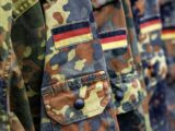 Nowe przepisy dla młodych Niemców: Zgoda na dłuższy wyjazd zagraniczny od Bundeswehry