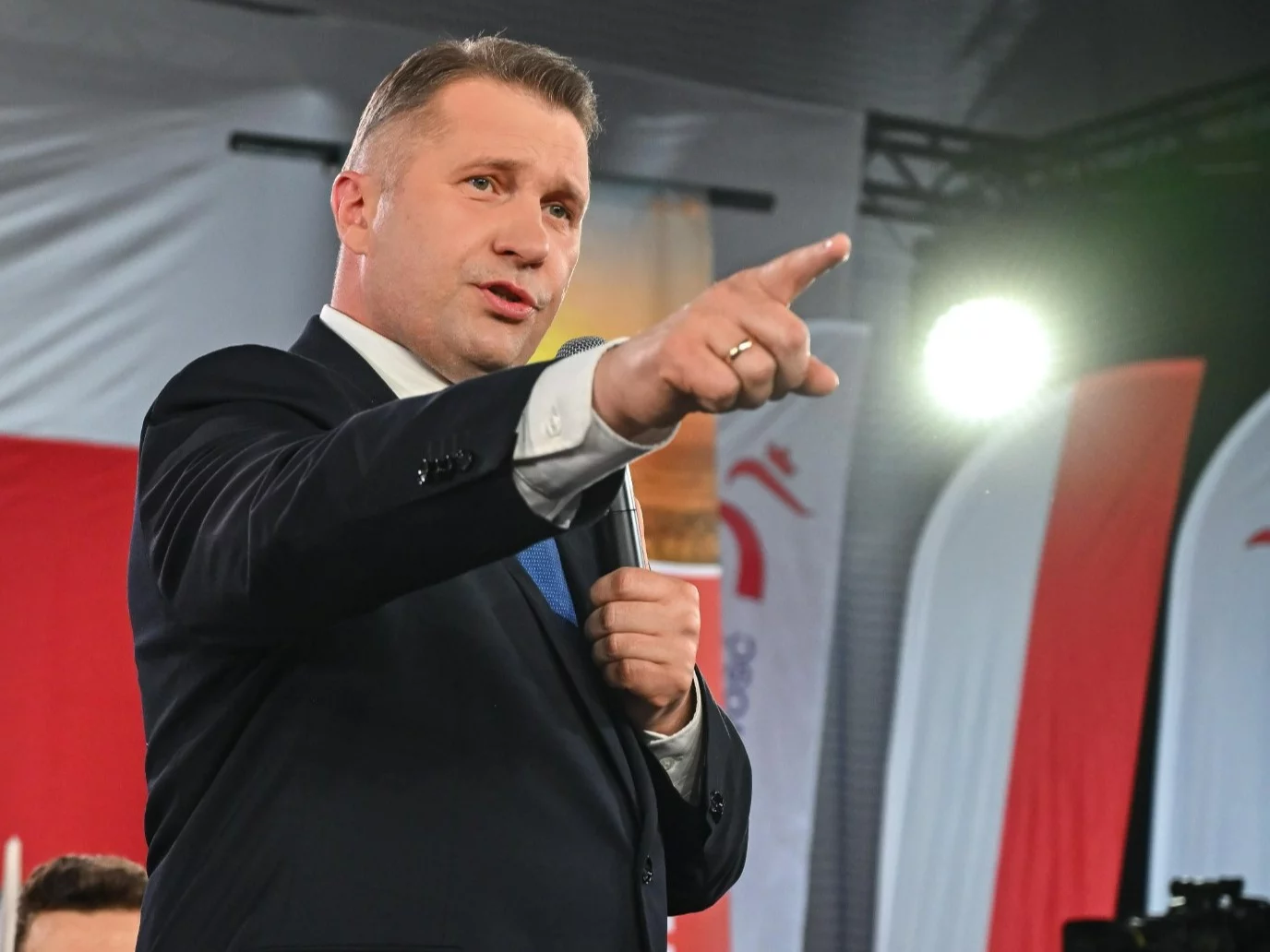 Znaczący wzrost negatywnych ocen kandydatury Przemysława Czarnka