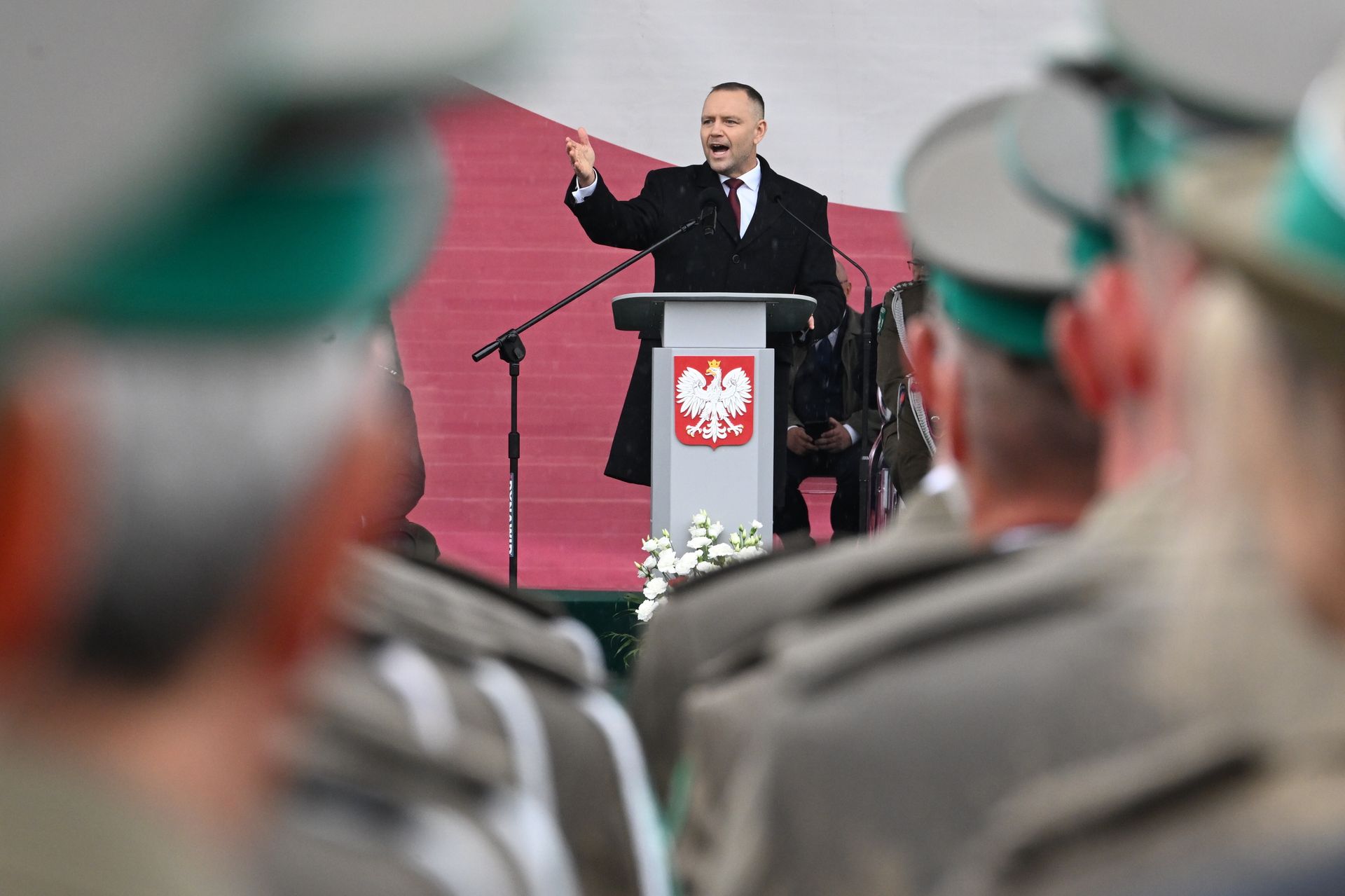 Prezydent i Minister Obrony omawiają bezpieczeństwo z obecnością wojsk USA