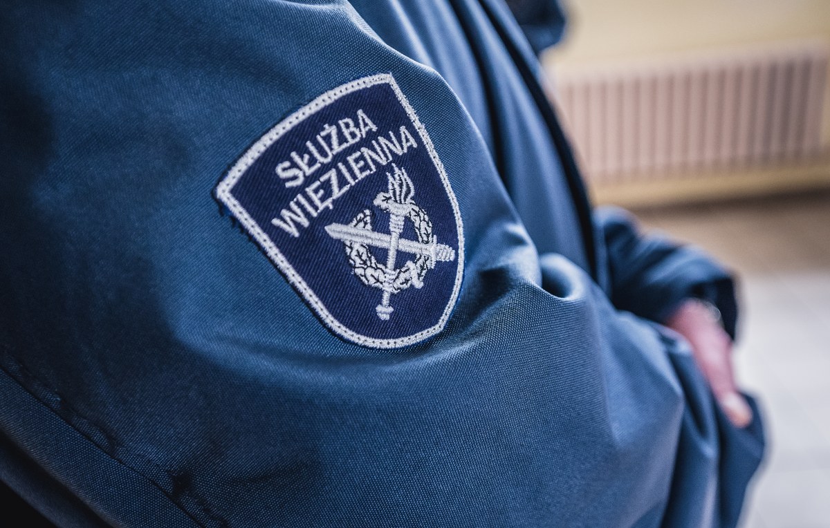 Protest Służby Więziennej: Mundurowi Wystąpią przeciwko Zmianom w Świadczeniach Mieszkaniowych