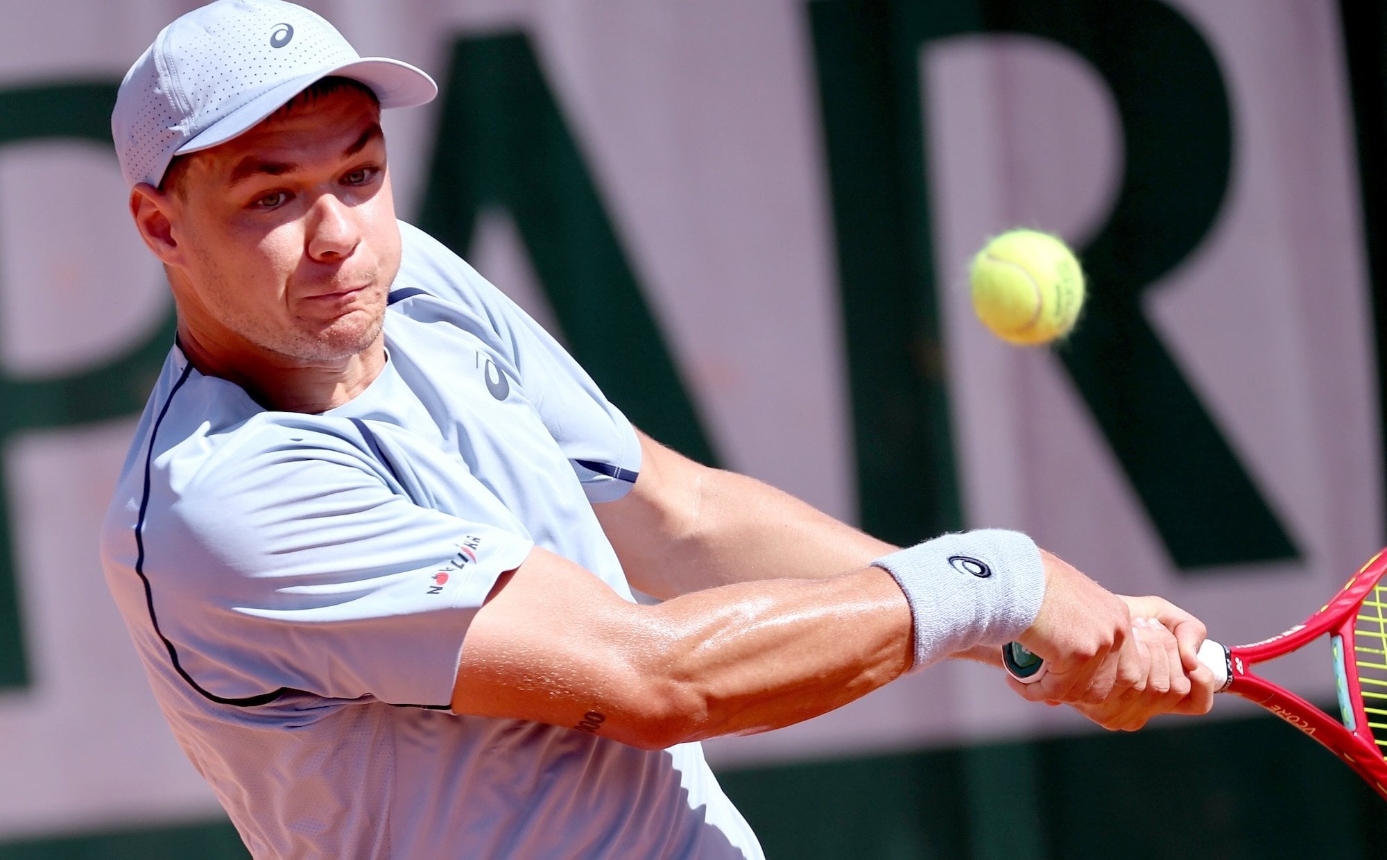 Polskie Emocje na Roland Garros: Porażka i Zwycięstwa