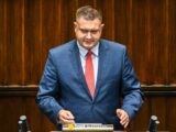 Marcin Porzucek w centrum kontrowersji po incydencie na pokładzie samolotu