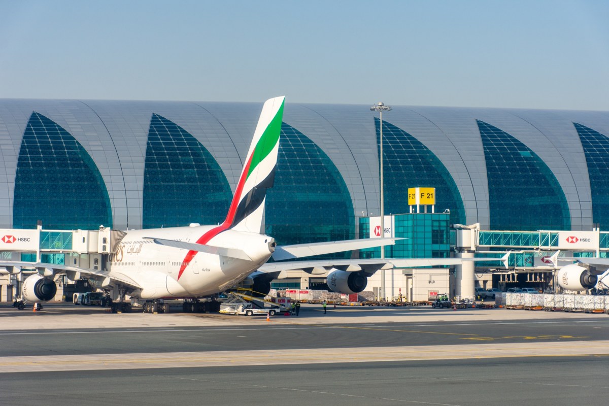 Dubaj zamyka legendarny port lotniczy DXB: Nowa era w lotnictwie zaczyna się na pustyni