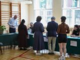 Referendum w Krakowie: Demokratyczne Wyzwania i Znaki Zapytania