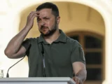 Wizyta amerykańskich wysłanników w Kijowie ciągle odkładana – frustracja narasta