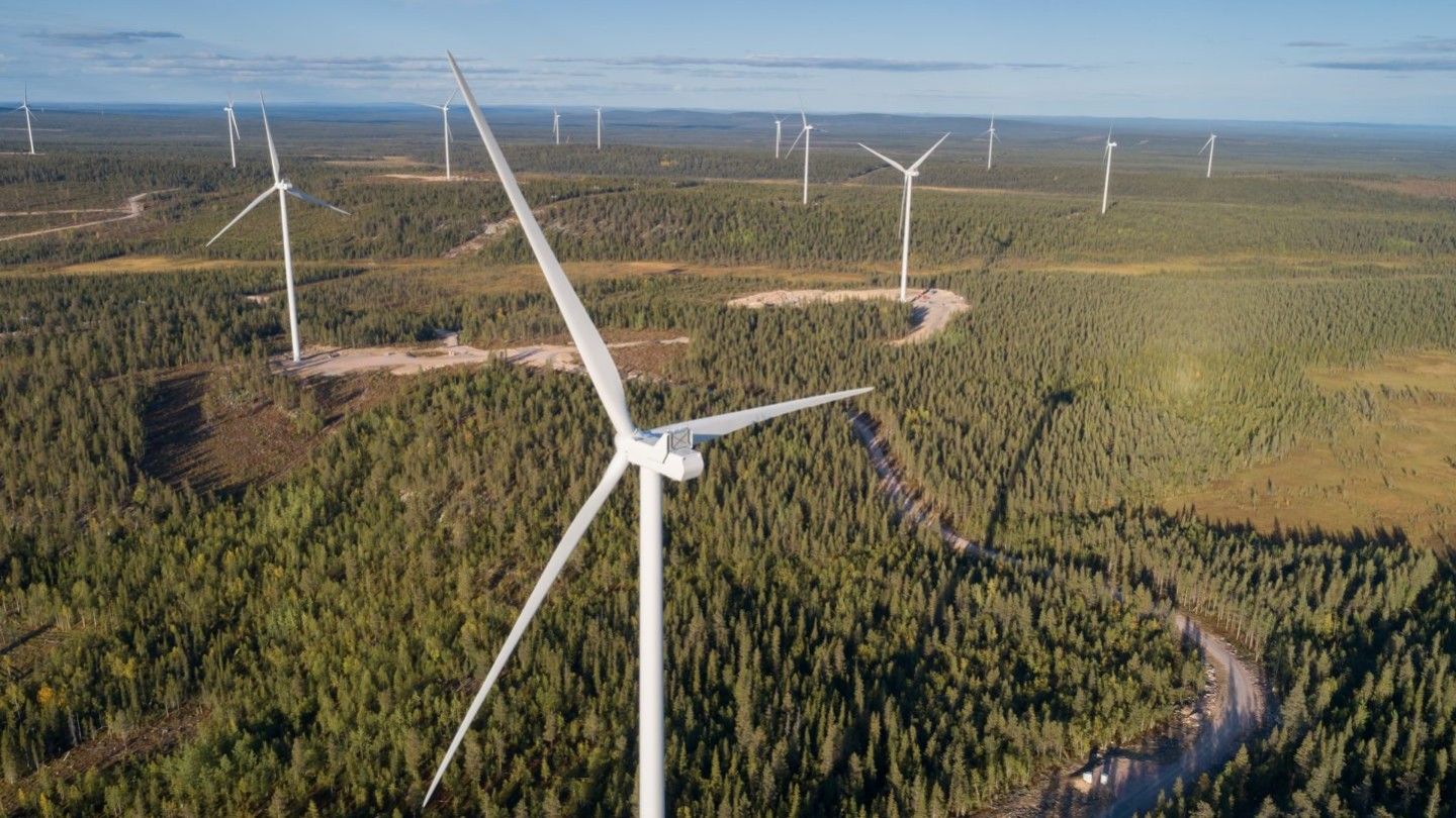 Przyszłość energetyki wiatrowej w Polsce: Wyzwania i potrzeba przyspieszenia