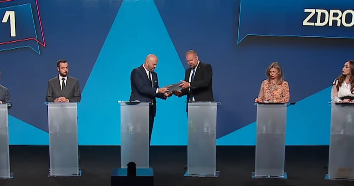 Polityczne napięcie w Lidze Debat: Zembaczyński broni urzędniczki KAS
