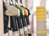 Rząd przedłuża pakiet Ceny Paliwa Niżej: Nowe stawki na stacjach