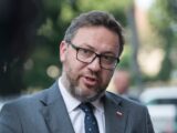 Burza wokół decyzji Zełenskiego: Planowana rehabilitacja UPA wywołuje kontrowersje
