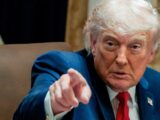 Donald Trump grozi 100-procentowym cłem za podatek cyfrowy