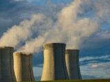 Fala upałów ogranicza produkcję energii jądrowej we Francji