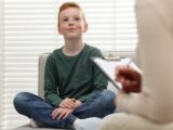 Zmiany zachowań dzieci: kiedy warto szukać pomocy psychologa?