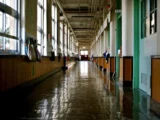 Brutalny atak na niepełnosprawną dziewczynkę w niemieckiej szkole
