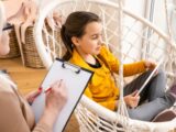 Coraz więcej diagnoz autyzmu i ADHD wśród dziewczynek w Polsce