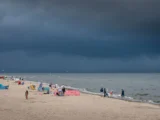 Dlaczego Polacy wciąż wybierają wakacje nad Bałtykiem?
