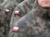 Debata nad Powrotem Służby Wojskowej: Polacy Podzieleni