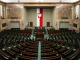 Nowe przepisy chroniące konsumentów i pacjentów zaaprobowane przez Sejm