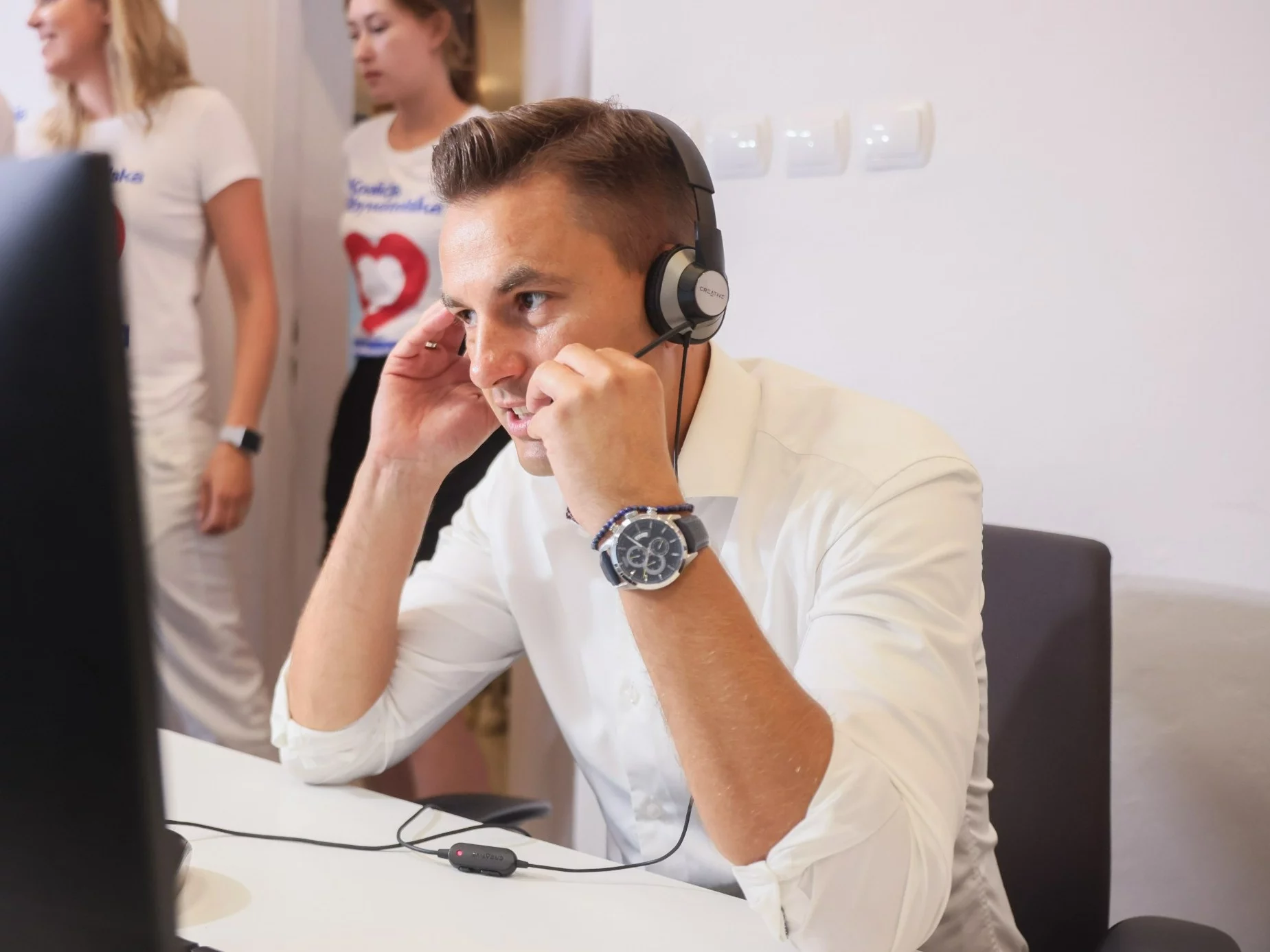 Ostrzeżenie przed nowym oszustwem na WhatsApp: Wiceminister apeluje o ostrożność