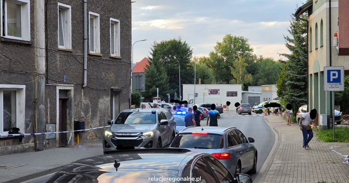 Dramatyczny Atak w Kamiennej Górze: 15-latek Walczy o Życie
