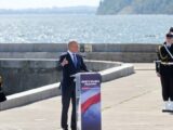 Donald Tusk podkreśla wagę bezpieczeństwa podczas Święta Wojska Polskiego w Gdyni