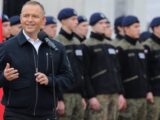 Karol Nawrocki apeluje o debatę na temat dostępu do broni w Polsce