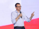 Byli premierzy wezwani do prokuratury w śledztwie dot. Polskiej Fundacji Narodowej