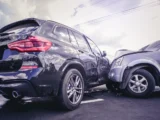 Ubezpieczenie NNW komunikacyjne: ochrona kierowców i pasażerów w Polsce i za granicą