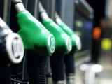 Rząd obniża ceny paliw: Nowe maksymalne stawki na stacjach