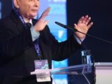Kaczyński wzywa do reform UE, Tusk krytykuje plan Polexitu