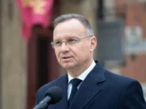 Andrzej Duda krytykuje Donalda Tuska za reakcję na przemoc w szkołach