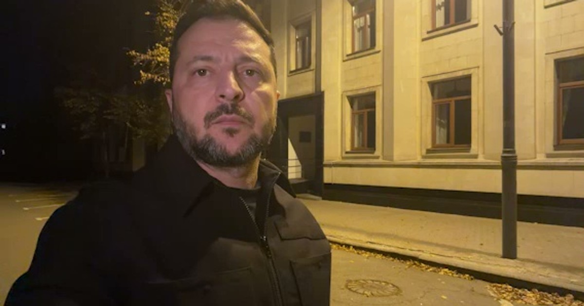 Zełenski: Rosja planuje zmasowany atak na Ukrainę