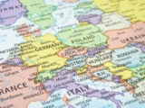 Skoordynowane Działania UE i USA Kluczem do Zakończenia Konfliktu na Ukrainie