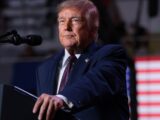 Senatorowie USA apelują o szybsze sankcje wobec Rosji