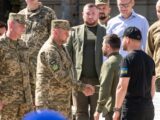 Zełenski i Załużny na czołowych miejscach w sondażu wyborczym na Ukrainie