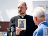 Protest Wiernych w Obronie Proboszcza w Legnicy: Konflikt z Kurią Nabrał Nowego Wymiaru