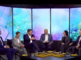 Polityczna debata po atakach w szkołach: Kontrowersje wokół ustawy o usługach cyfrowych